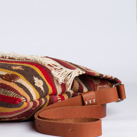 Țărăncuța – Repurposed Carpet & Leather Shoulder Bag with Tassel
