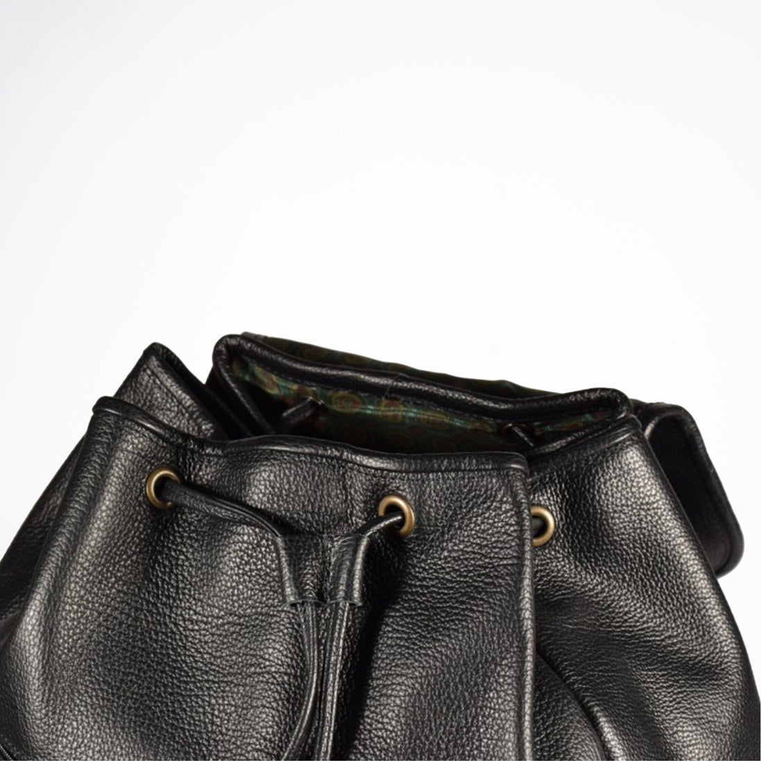 Handmade Leather Backpack 95-38 - Black